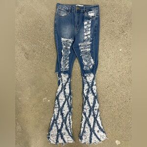 Loverly Fit Diamond Flare extreme super trashed distressed jeans size Medium